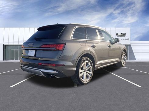 Used 2025 Audi Q7 3.0T Premium Plus image 8