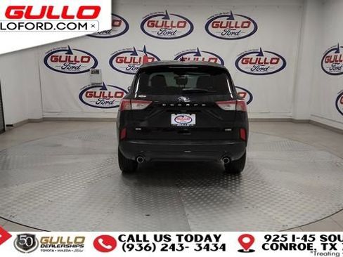 Used 2021 Ford Escape SE w/ SE Sport Appearance Package image 7