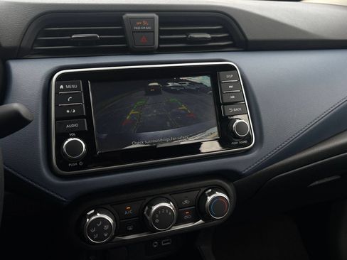 Used 2025 Nissan Versa SV FWD image 23