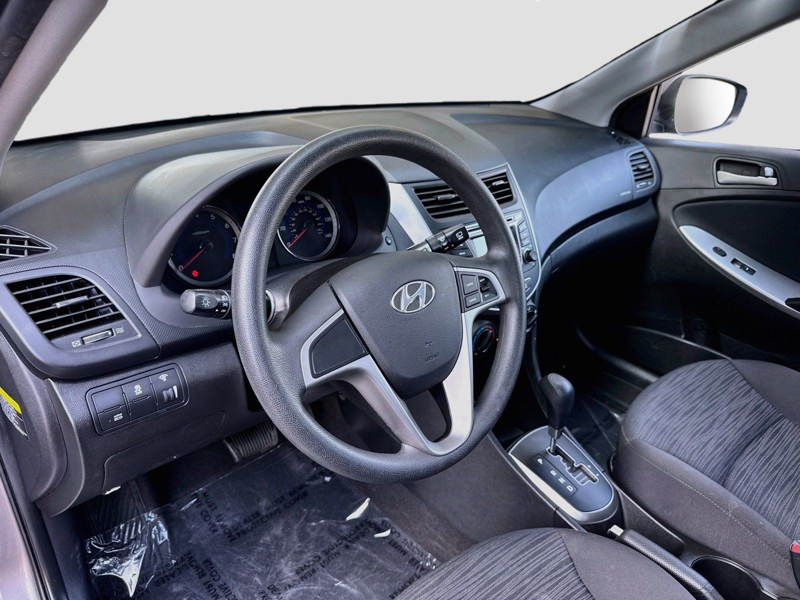 Used 2017 Hyundai Accent SE FWD image 7