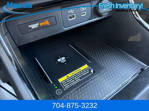 Used 2024 Honda CR-V EX-L image 32