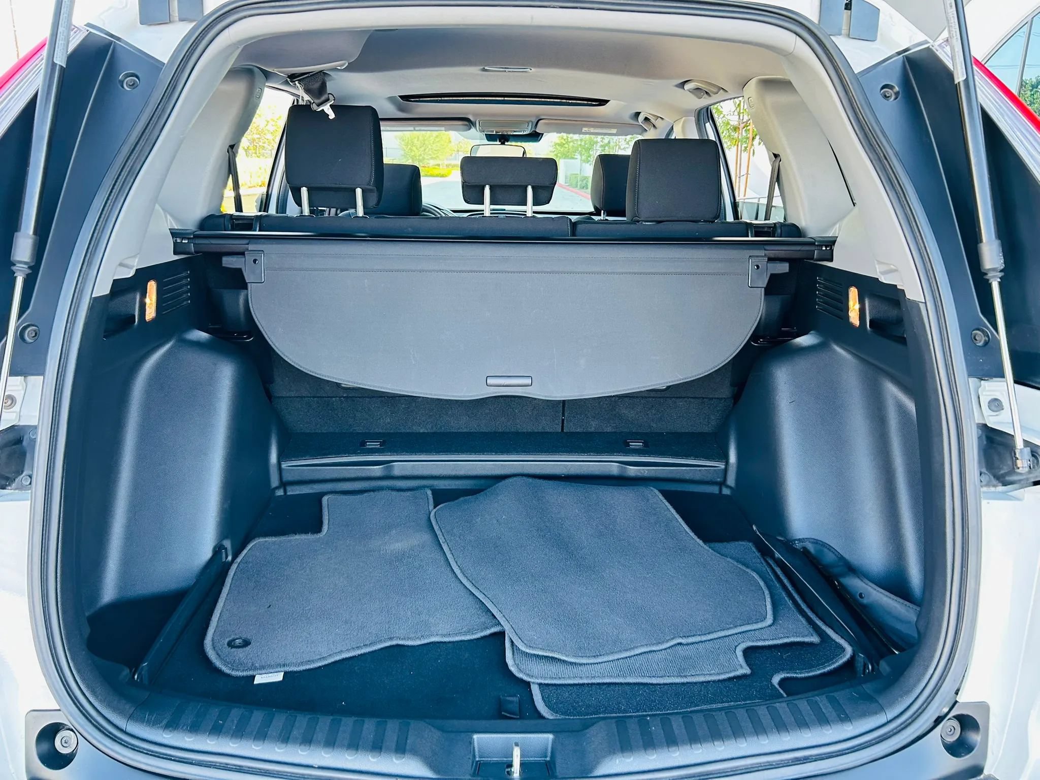 Used 2019 Honda CR-V EX image 18