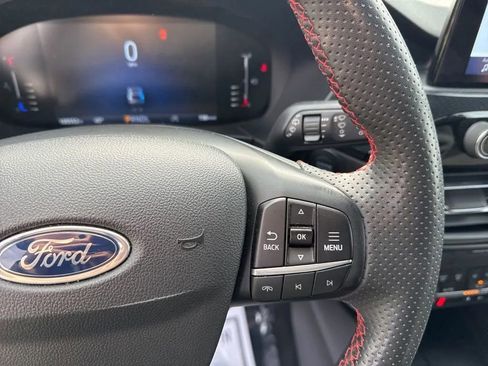 Used 2023 Ford Escape ST-Line Select image 18