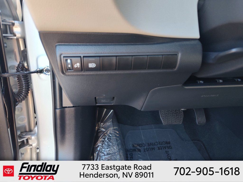 Certified 2025 Toyota Corolla LE FWD image 20