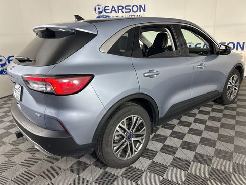 Used 2022 Ford Escape SEL w/ Technology Package image 5