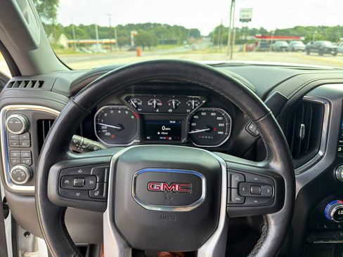 Used 2021 GMC Sierra 1500 Elevation AWD/4WD image 22