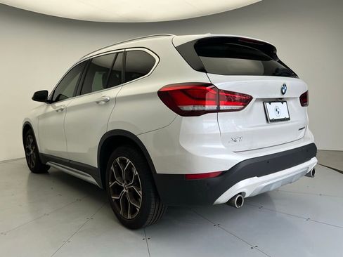 Used 2021 BMW X1 sDrive28i w/ Premium Package image 4