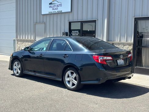 Used 2012 Toyota Camry SE FWD image 5