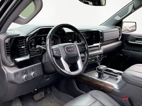 Used 2023 GMC Sierra 1500 Elevation w/ Elevation Premium Package image 12