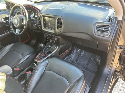 Used 2019 Jeep Compass Trailhawk w/ Leather Interior Group image 28