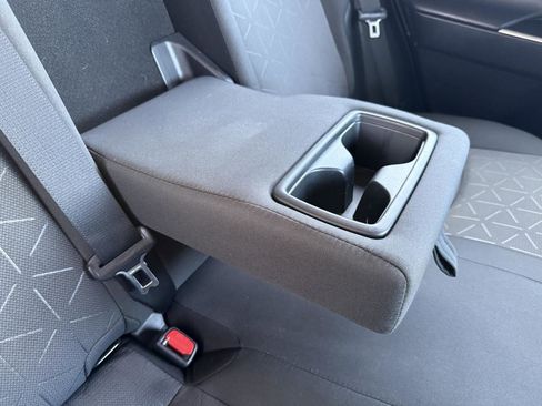 Used 2021 Toyota RAV4 XLE w/ Convenience Package AWD/4WD image 33