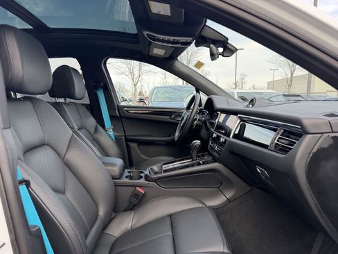 Used 2023 Porsche Macan S image 15