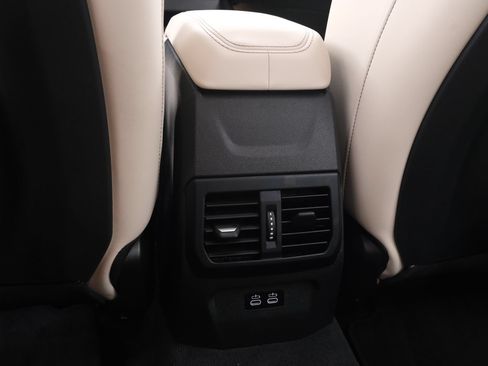 Used 2025 BMW M235i xDrive w/ Premium Package AWD/4WD image 34