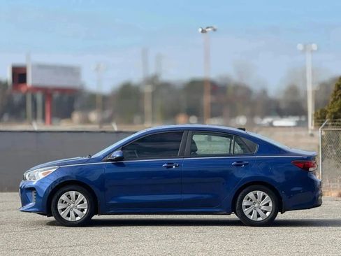 Used 2018 Kia Rio S image 8