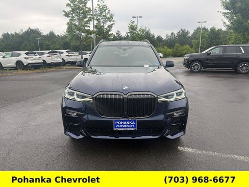 Used 2022 BMW X7 M50i w/ Dynamic Handling Package AWD/4WD image 2