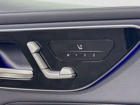 New 2026 Mercedes-Benz GLC 300 4MATIC image 23
