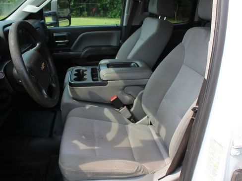 Used 2019 Chevrolet Silverado 2500 W/T w/ WT Convenience Package RWD image 19