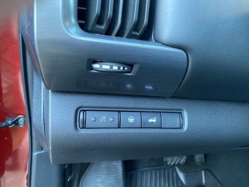 Used 2023 Nissan Pathfinder SL w/ SL Premium Package image 25