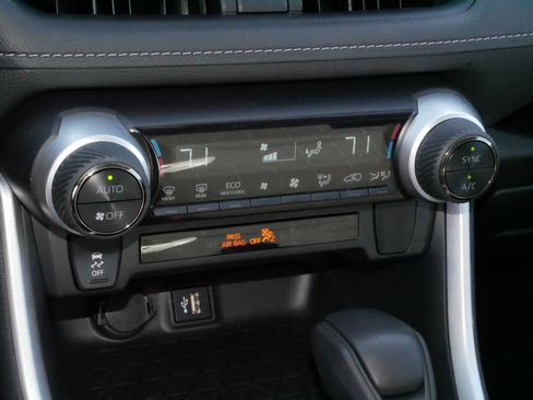 Certified 2024 Toyota RAV4 XLE image 23