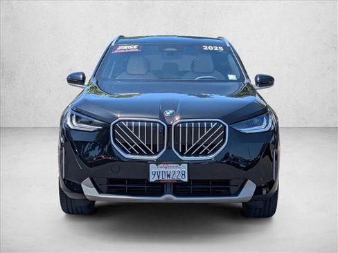 Used 2025 BMW X3 xDrive30 w/ Premium Package AWD/4WD image 2
