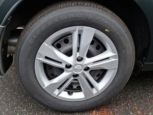 Used 2024 Nissan Kicks S image 35