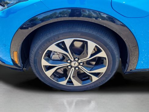 Certified 2022 Ford Mustang Mach-E Premium AWD/4WD image 34