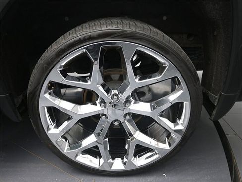 Used 2021 GMC Sierra 1500 SLT image 12