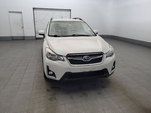 Used 2017 Subaru Crosstrek 2.0i Premium image 14