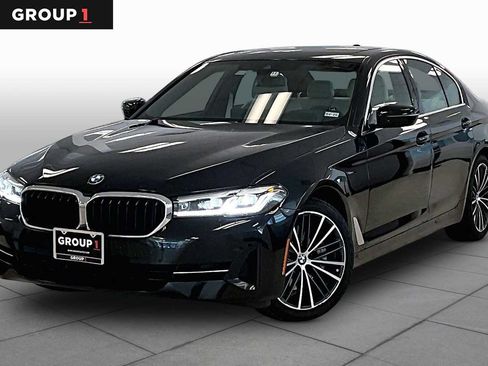 Used 2023 BMW 530i w/ Premium Package RWD image 1