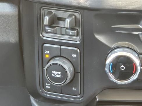 New 2026 Ford F250 Lariat w/ FX4 Off-Road Package image 15