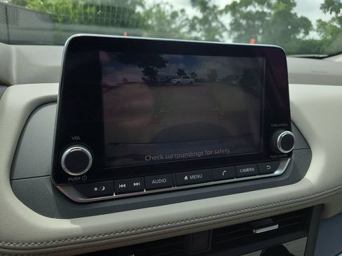Certified 2023 Nissan Rogue SV FWD image 23