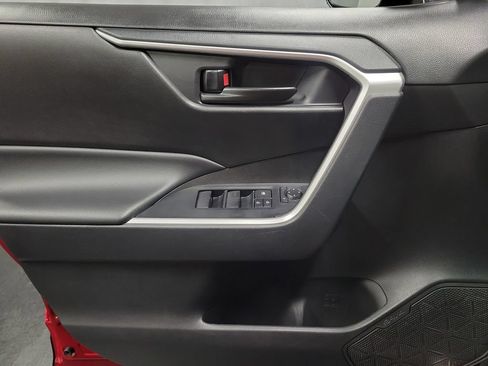 Used 2023 Toyota RAV4 LE FWD image 23