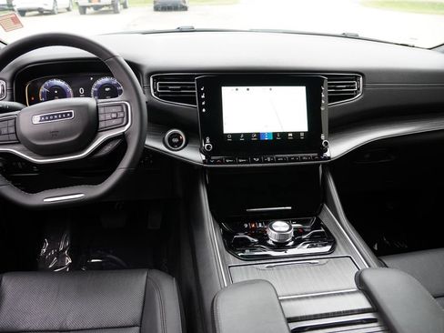 Certified 2024 Jeep Wagoneer Series II w/ Advanced All Terrain Group AWD/4WD image 21