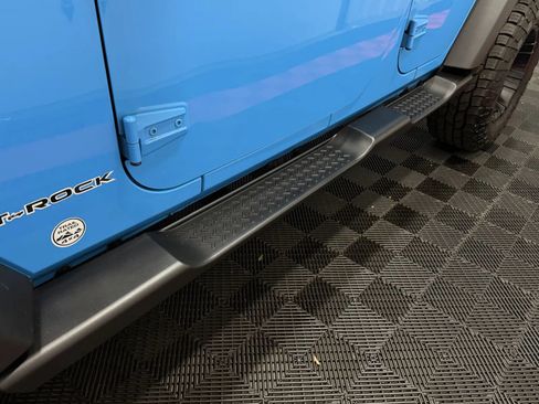 Used 2018 Jeep Wrangler Unlimited Sport S AWD/4WD image 18