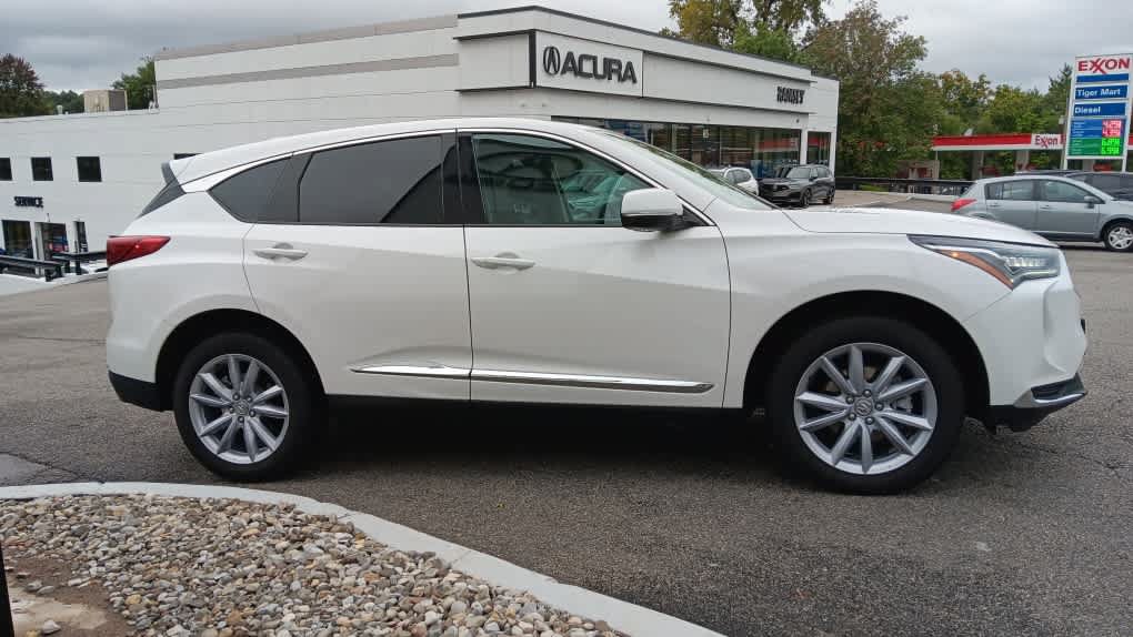 Used 2024 Acura RDX SH-AWD image 7