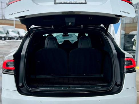 Used 2018 Tesla Model X 100D image 8