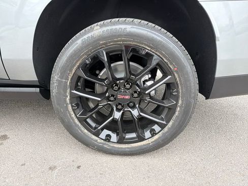 New 2026 GMC Yukon XL Denali AWD/4WD image 25