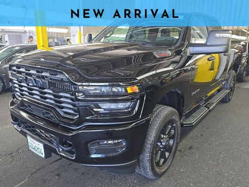 Used 2026 RAM 2500 Big Horn AWD/4WD image 1