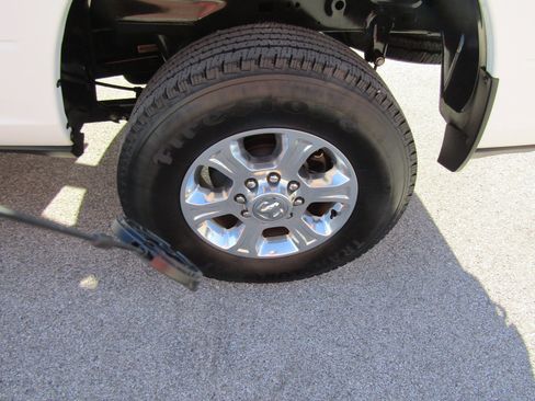 Used 2024 RAM 2500 Big Horn image 11