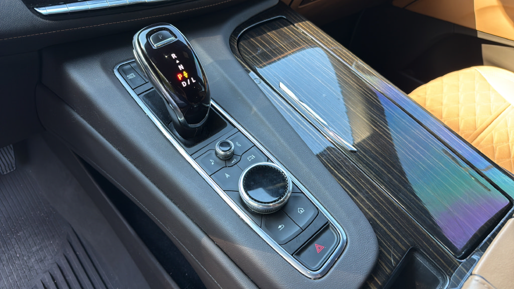Used 2021 Cadillac Escalade Sport AWD/4WD image 40