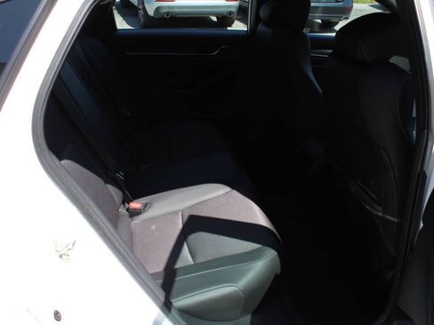 Used 2020 Honda Accord Sport image 13