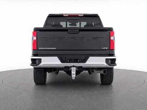 Used 2025 Chevrolet Silverado 2500 LTZ w/ LTZ Plus Package AWD/4WD image 6