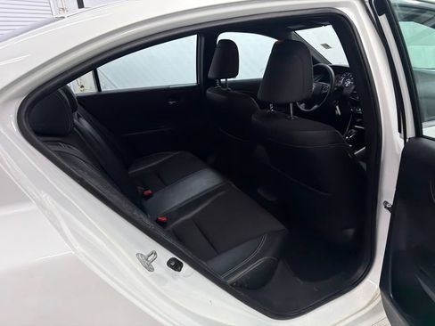 Used 2017 Honda Accord Sport image 16