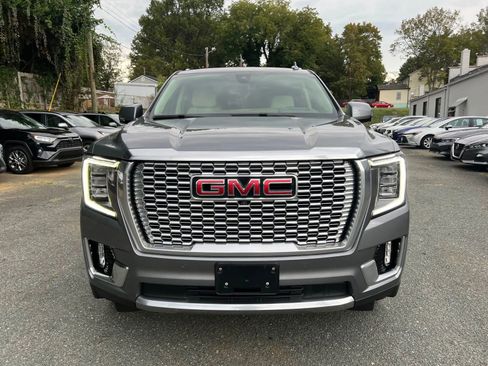 Used 2022 GMC Yukon Denali w/ Denali Premium Package image 2