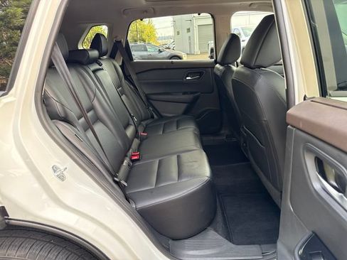 Used 2023 Nissan Rogue SL w/ SL Premium Package AWD/4WD image 10
