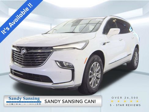 Used 2024 Buick Enclave Premium image 1