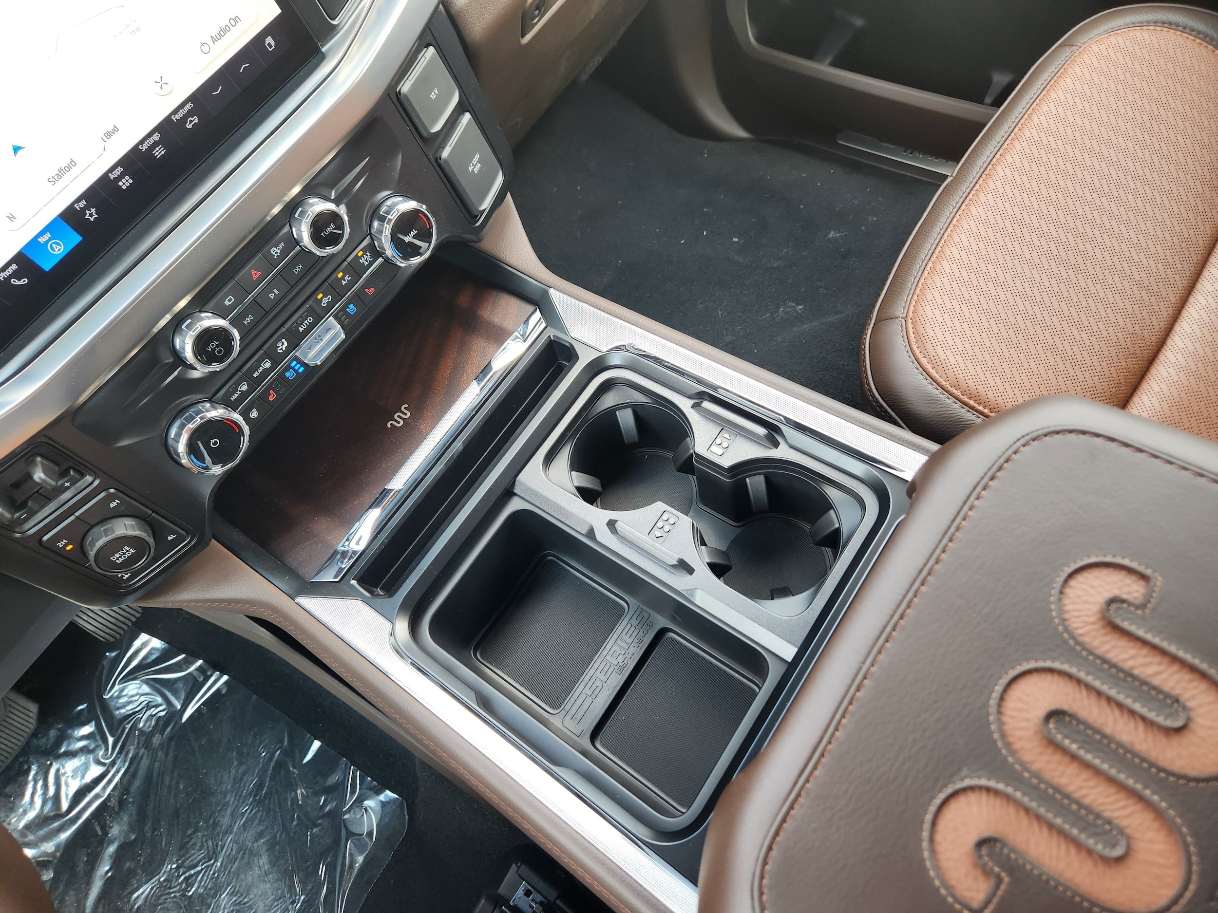 New 2026 Ford F350 King Ranch w/ FX4 Off-Road Package AWD/4WD image 15