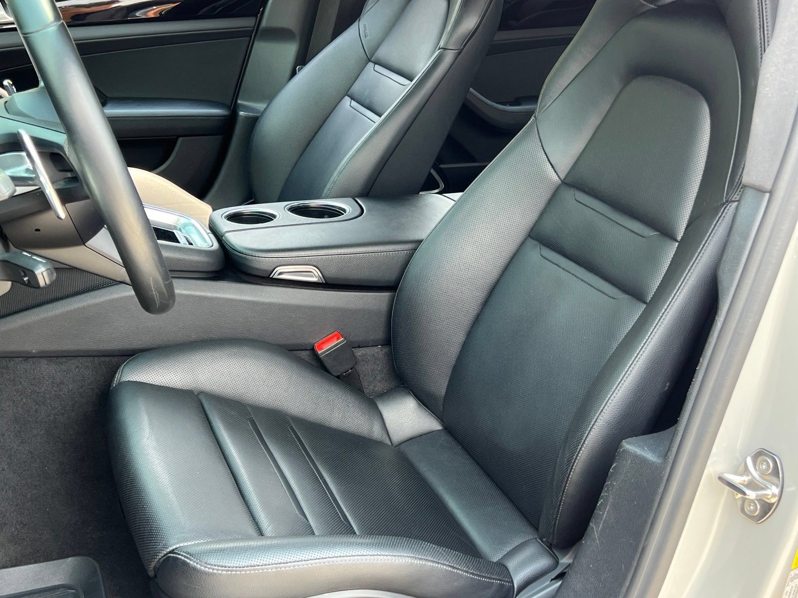Certified 2023 Porsche Panamera 4S Executive AWD/4WD image 5