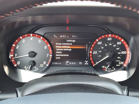 Used 2025 Nissan Frontier PRO-4X w/ Tow Package AWD/4WD image 16