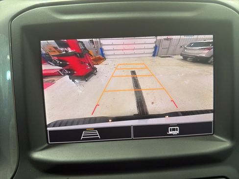 Used 2024 Chevrolet Silverado 2500 W/T image 25